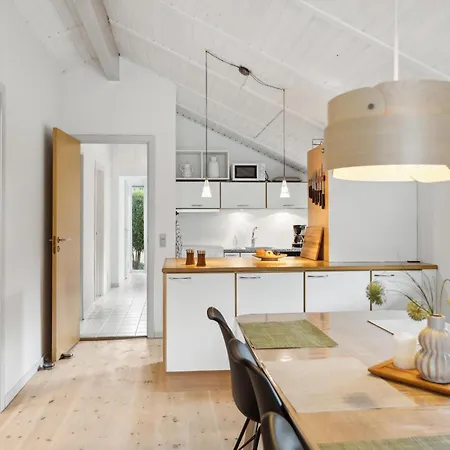 Feriehus Cozy In With Outdoor Swimming Pool